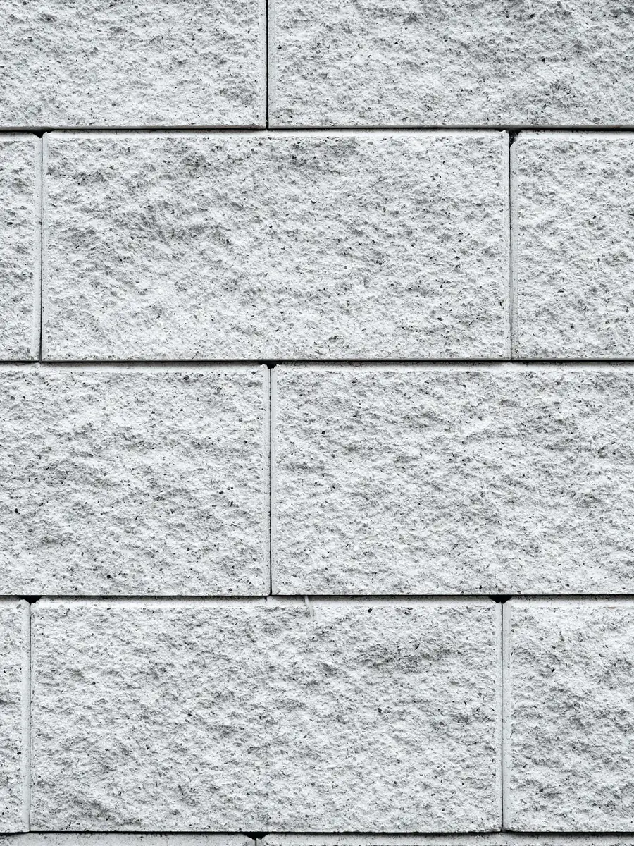 Muro de bloque de hormigón de cara vista